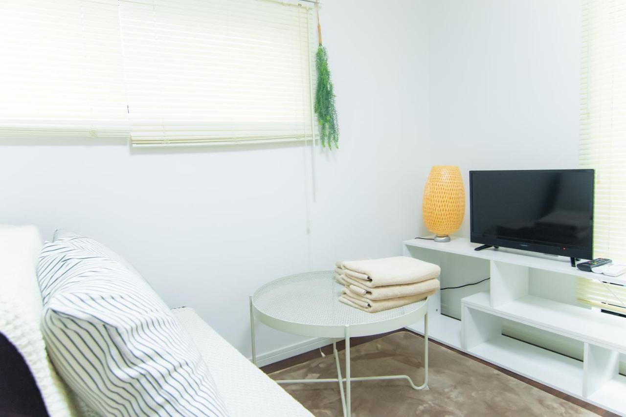 Base Hanegi Apartemen